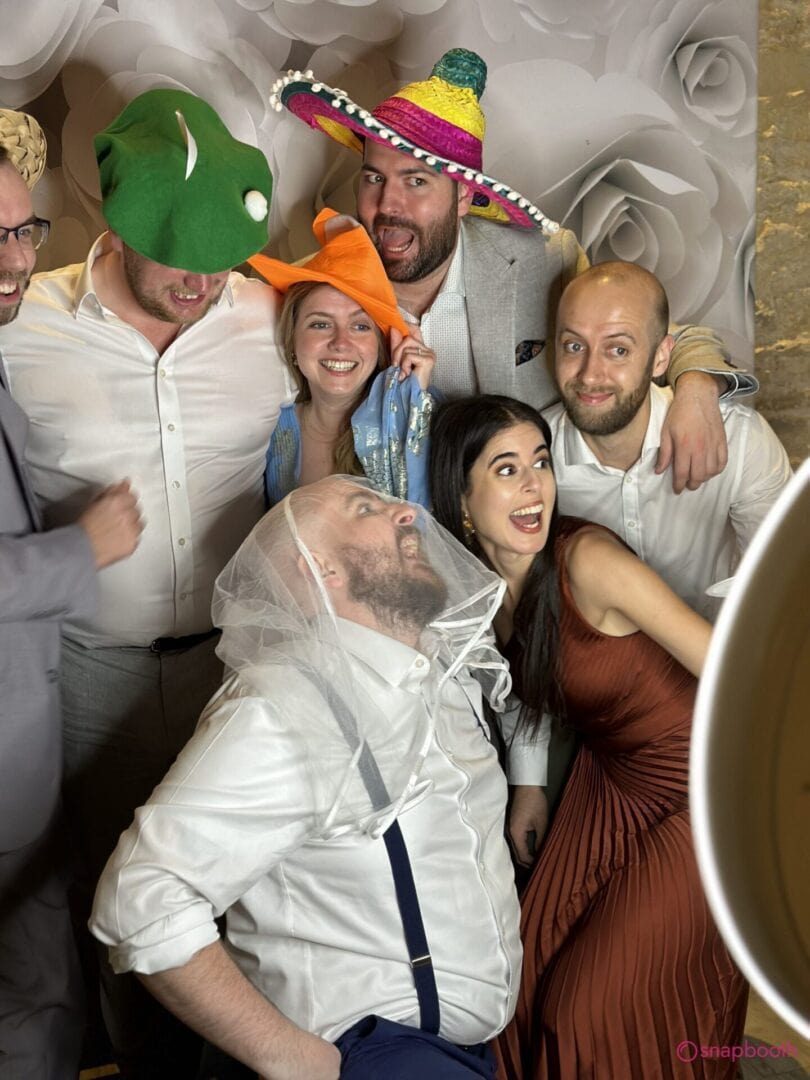 photo booth hire aston clinton