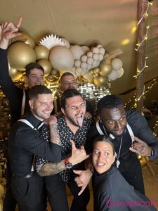 group picture on wedding photo booth