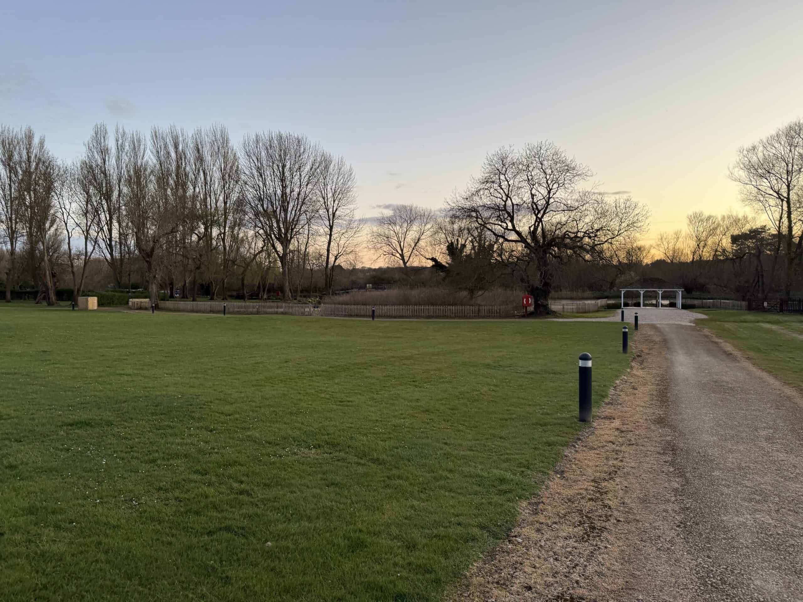 voco Oxford Thames hotel and grounds landscape view